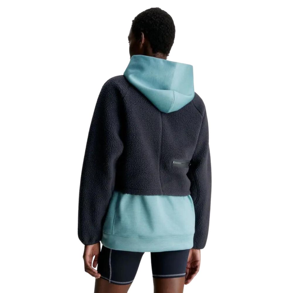 Calvin Klein HYBRID – Sherpa Pullover – Stathatos Athletics